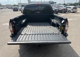 2010 TOYOTA TACOMA DOUBLE CAB PICKUP V6, 4.0 LITER PRERUNNER PICKUP 4D 5 FT