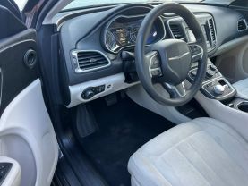 2015 Chrysler 200 - Image 18