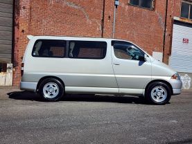 1997 TOYOTA GRANVIA VAN 1KZ-TE G