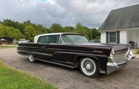 1959 LINCOLN CONTINENTAL SEDAN 430 C.I. MARK IV