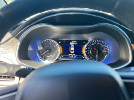 2016 Chrysler 200 - Image 29