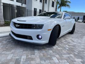 2011 CHEVROLET CAMARO COUPE V8, 6.2 LITER SS COUPE 2D
