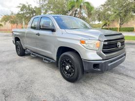 2014 TOYOTA TUNDRA DOUBLE CAB PICKUP SILVER AUTOMATIC - Citywide Auto Group LLC