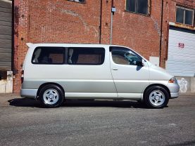 1997 TOYOTA GRANVIA VAN 1KZ-TE G