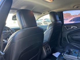 2016 Chrysler 200 - Image 22