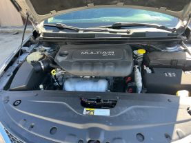 2016 Chrysler 200 - Image 26
