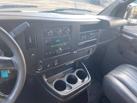 2010 GMC SAVANA 3500 PASSENGER PASSENGER SILVER AUTOMATIC - Auto Spot