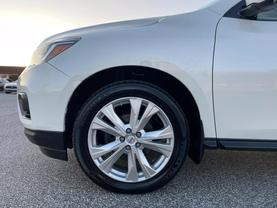 Used 2018 NISSAN PATHFINDER SUV WHITE AUTOMATIC - Concept Car Auto Sales in Orlando, FL
