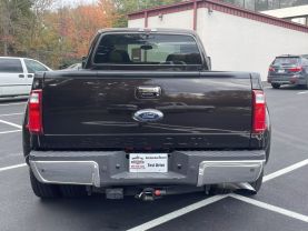2005 FORD F350 SUPER DUTY CREW CAB PICKUP V8, TURBO DSL 6.0L LARIAT PICKUP 4D 8 FT