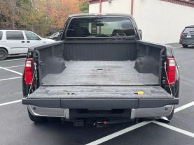 2005 FORD F350 SUPER DUTY CREW CAB PICKUP V8, TURBO DSL 6.0L LARIAT PICKUP 4D 8 FT