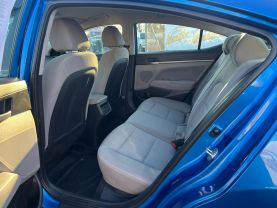 2017 HYUNDAI ELANTRA SEDAN BLUE AUTOMATIC - Auto Spot
