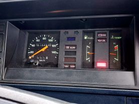 1989 TOYOTA HIACE TRUCK 2L FIRE TRUCK