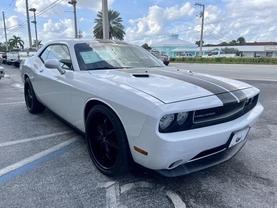 2013 DODGE CHALLENGER COUPE BRIGHT WHITE CLEARCOAT AUTOMATIC - Tropical Auto Sales