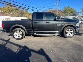 2016 RAM 1500 QUAD CAB PICKUP BLACK AUTOMATIC - Auto Spot