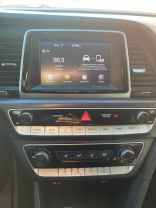2018 Hyundai Sonata - Image 25