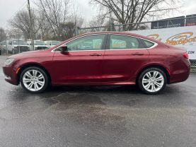 2015 CHRYSLER 200 SEDAN RED AUTOMATIC - Auto Spot