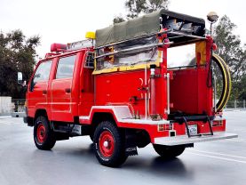 1989 TOYOTA HIACE TRUCK 2L FIRE TRUCK