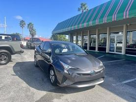 2018 TOYOTA PRIUS HATCHBACK MAGNETIC GRAY METALLIC AUTOMATIC - Tropical Auto Sales
