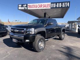 Used 2008 CHEVROLET SILVERADO 1500 EXTENDED CAB for $10,995 at Big Mikes Auto Sale in Tulsa, OK 36.0895488,-95.8606504