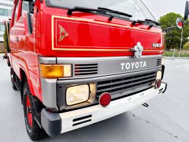 1989 TOYOTA HIACE TRUCK 2L FIRE TRUCK