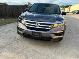 2017 Honda Pilot - Image 2