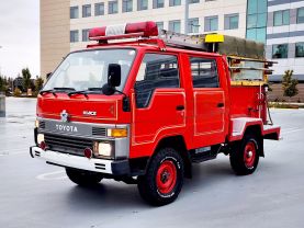1989 TOYOTA HIACE TRUCK 2L FIRE TRUCK