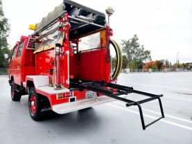 1989 TOYOTA HIACE TRUCK 2L FIRE TRUCK