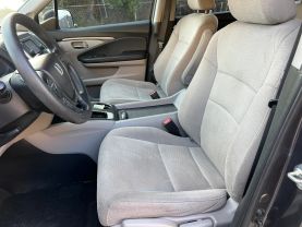 2017 Honda Pilot - Image 12