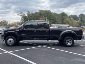 2005 FORD F350 SUPER DUTY CREW CAB PICKUP V8, TURBO DSL 6.0L LARIAT PICKUP 4D 8 FT