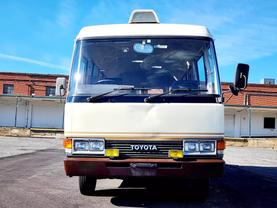 1989 Toyota Coaster Deluxe for Sale - Cars & Bids