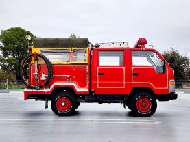 1989 TOYOTA HIACE TRUCK 2L FIRE TRUCK