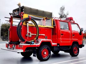 1989 TOYOTA HIACE TRUCK 2L FIRE TRUCK