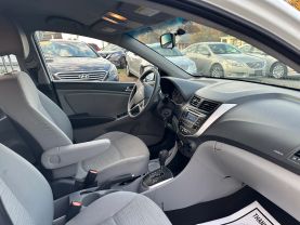 2015 HYUNDAI ACCENT