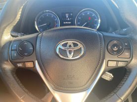 2017 TOYOTA COROLLA SEDAN RED AUTOMATIC - Auto Spot