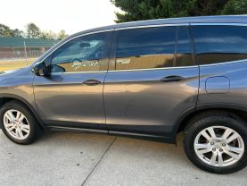 2017 Honda Pilot - Image 9