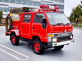 1989 TOYOTA HIACE TRUCK 2L FIRE TRUCK