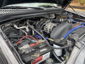 2005 FORD F350 SUPER DUTY CREW CAB PICKUP V8, TURBO DSL 6.0L LARIAT PICKUP 4D 8 FT