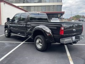 2005 FORD F350 SUPER DUTY CREW CAB PICKUP V8, TURBO DSL 6.0L LARIAT PICKUP 4D 8 FT
