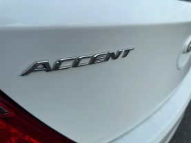 2015 HYUNDAI ACCENT