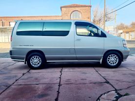 1997 NISSAN ELGRAND SUV VG33E V