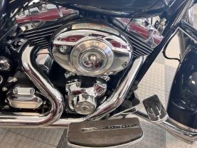 2013 HARLEY DAVIDSON ROAD KING MOTORCYCLE - -