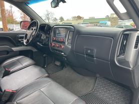 2018 CHEVROLET SILVERADO 1500 DOUBLE CAB PICKUP V6, ECOTEC3, FLEX FUEL, 4.3 LITER Z71 LT PICKUP 4D 6 1/2 FT - LA Auto Star in Virginia Beach, VA