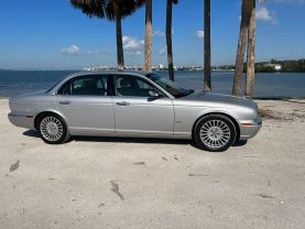 2006 JAGUAR XJ SEDAN V8, 4.2 LITER XJ VANDEN PLAS SEDAN 4D