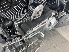 2013 HARLEY DAVIDSON ROAD KING MOTORCYCLE - -