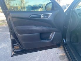 2014 NISSAN PATHFINDER SUV BLACK AUTOMATIC - Auto Spot