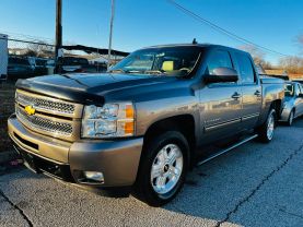 2012 CHEVROLET SILVERADO 1500 CREW CAB PICKUP V8, FLEX FUEL, 5.3 LITER LTZ PICKUP 4D 5 3/4 FT