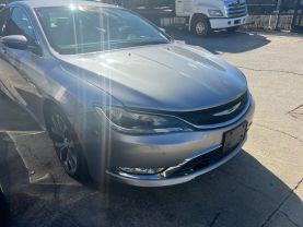 2015 Chrysler 200 - Image 3