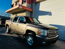 2012 CHEVROLET SILVERADO 1500 CREW CAB PICKUP V8, FLEX FUEL, 5.3 LITER LTZ PICKUP 4D 5 3/4 FT