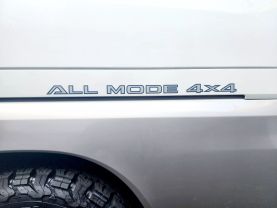 1997 NISSAN ELGRAND SUV VG33E V