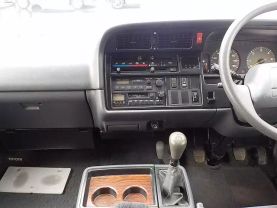 1989 TOYOTA HIACE VAN 3L SUPER CUSTOM